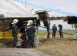 Awaryjne lądowanie i co dalej: podnoszenie B737 w Ostrawie — zdjęcie 99